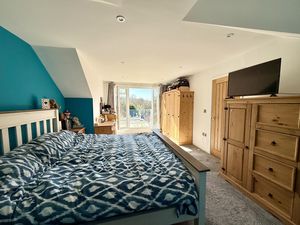 Photo 18- click for photo gallery